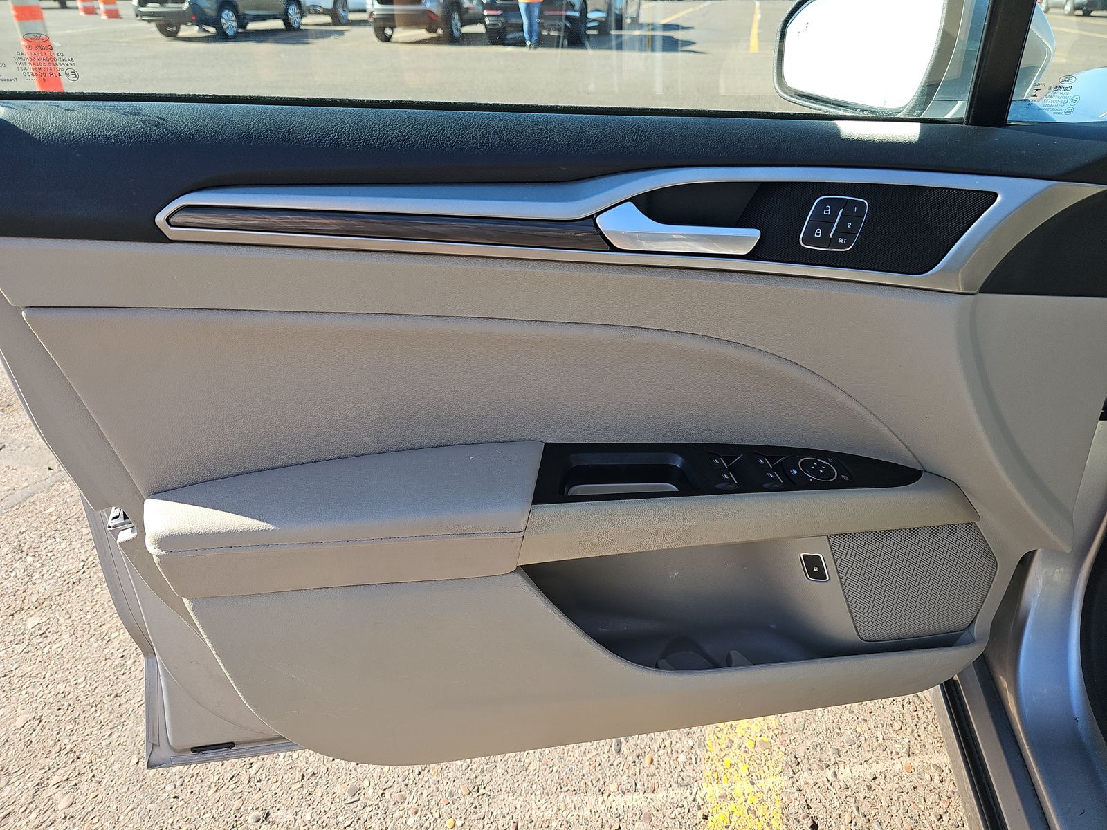 FORD FUSION - 4