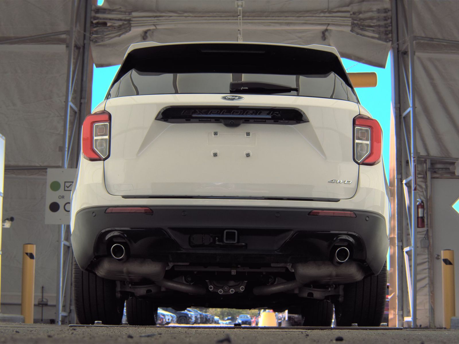 FORD EXPLORER - 8