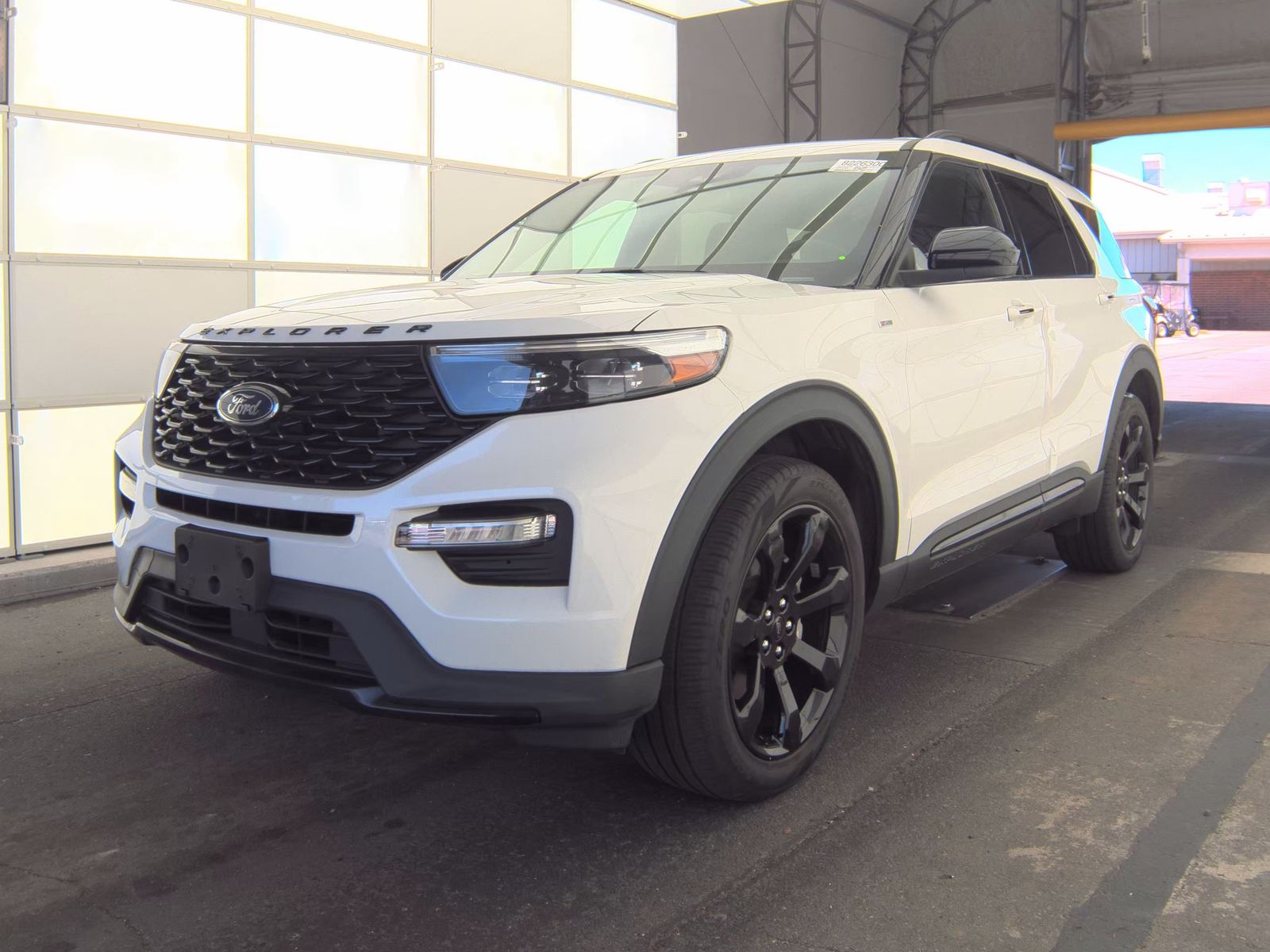FORD EXPLORER - 1
