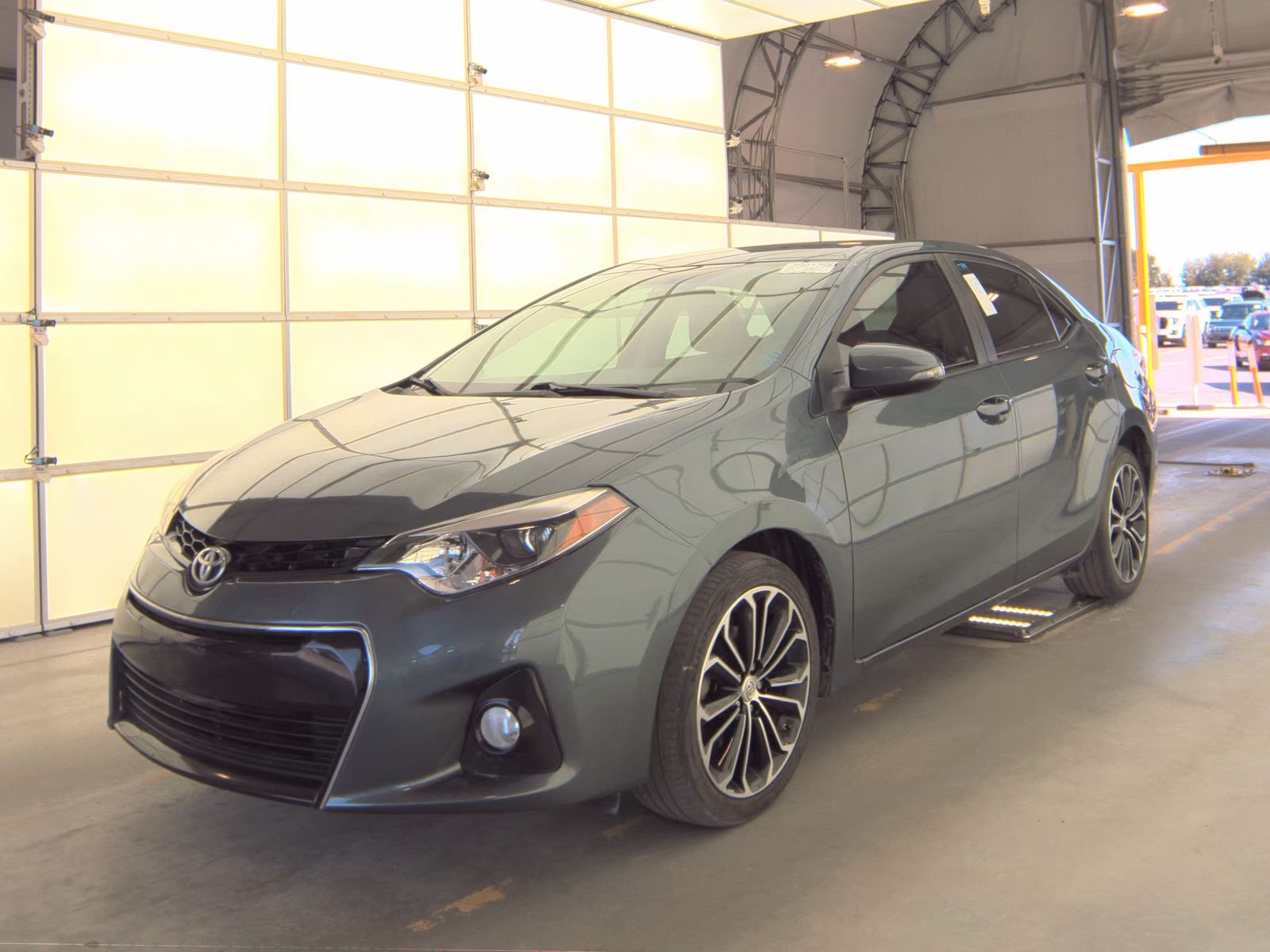 TOYOTA COROLLA - 1