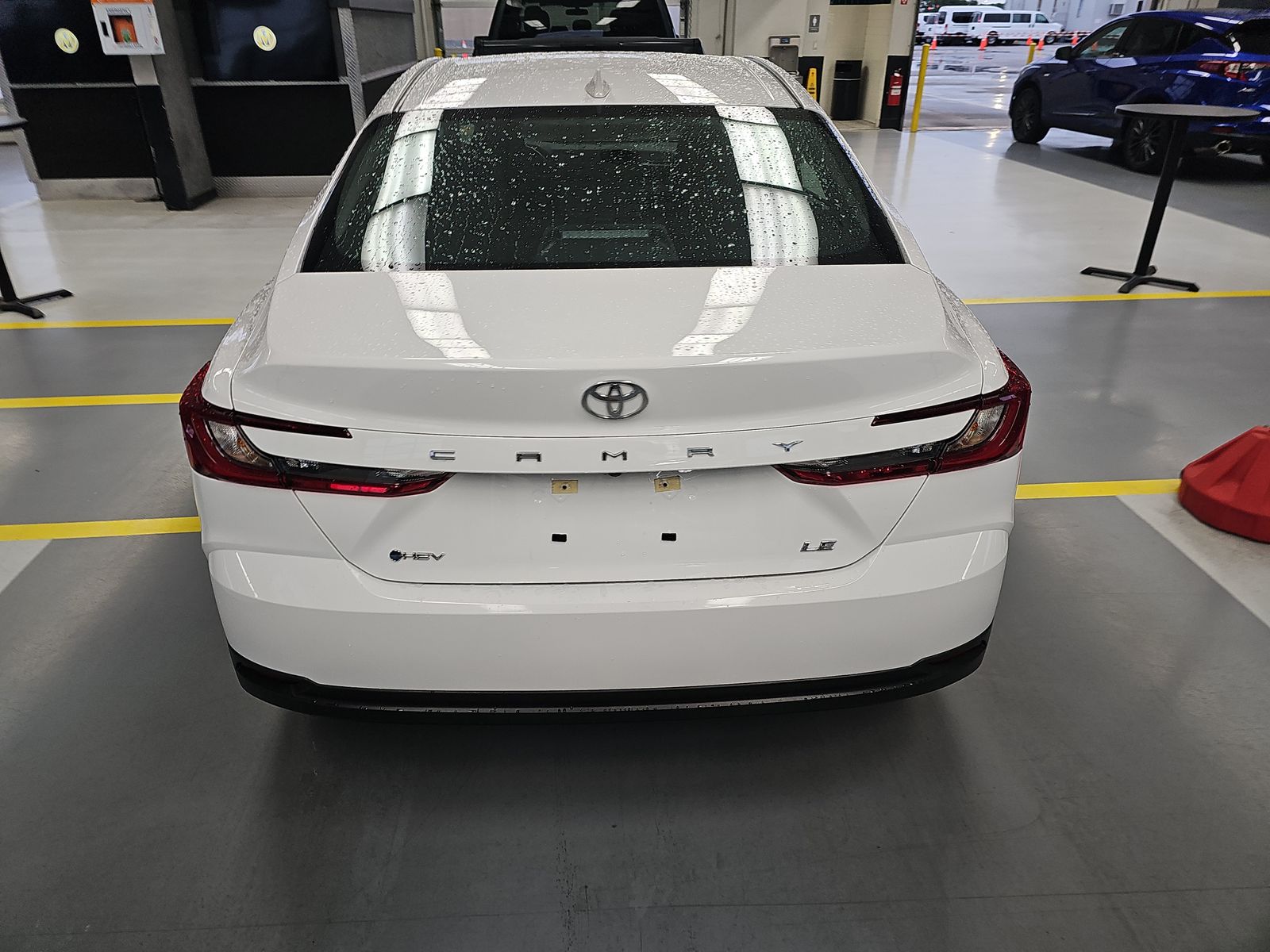 TOYOTA CAMRY - 6