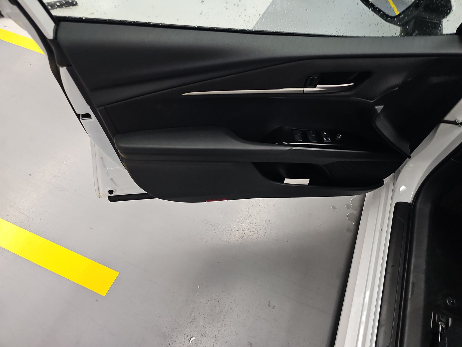 TOYOTA CAMRY - 10