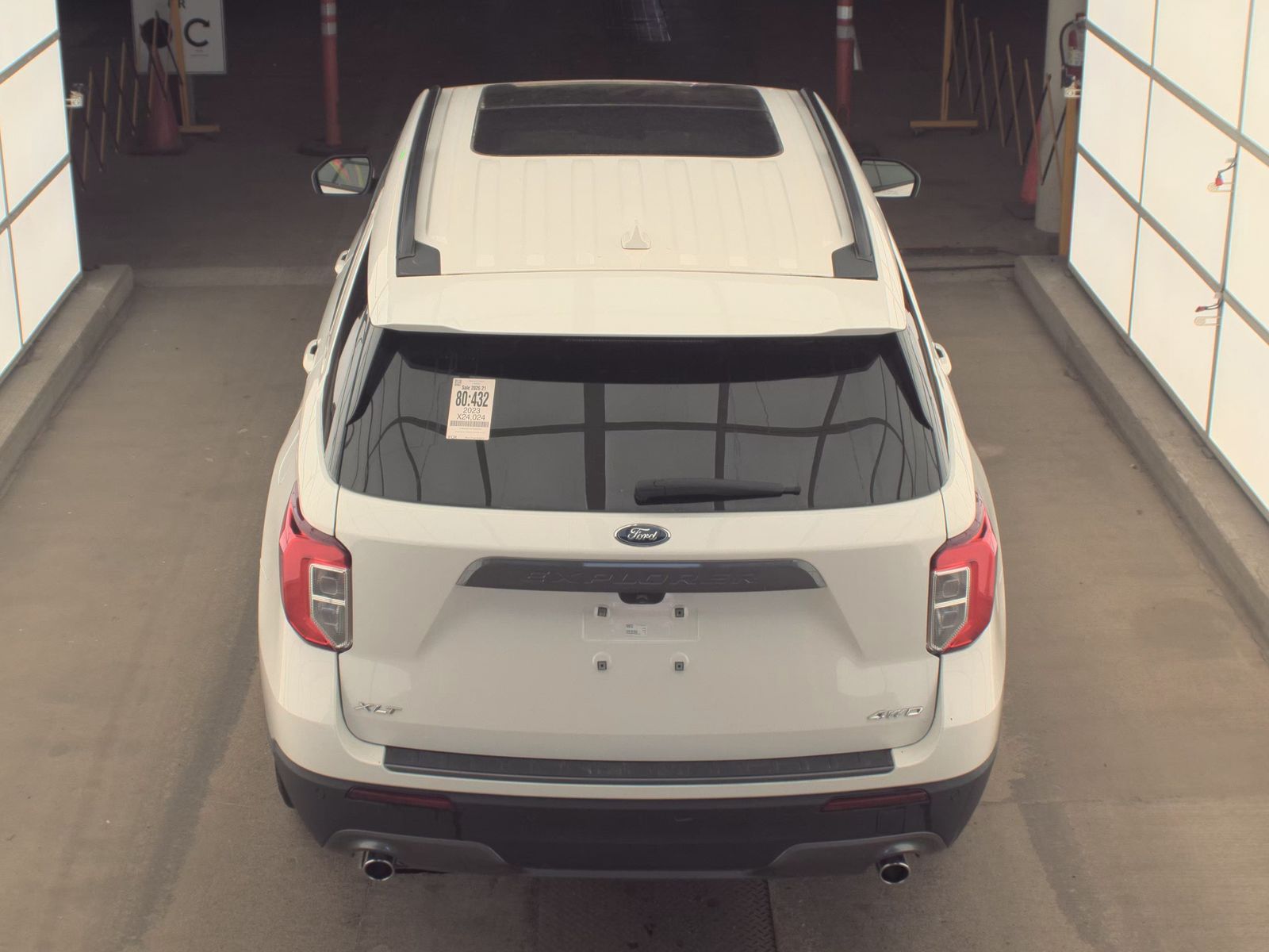 FORD EXPLORER - 7