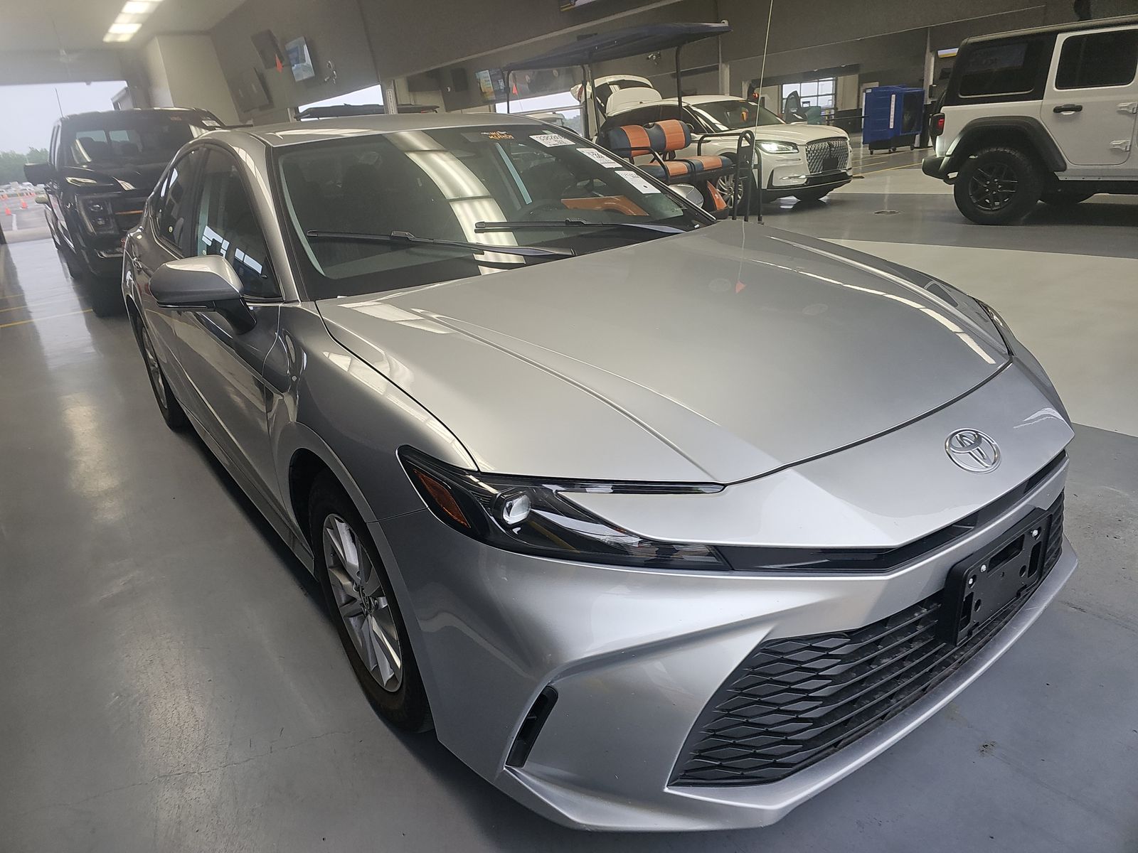 TOYOTA CAMRY - 4
