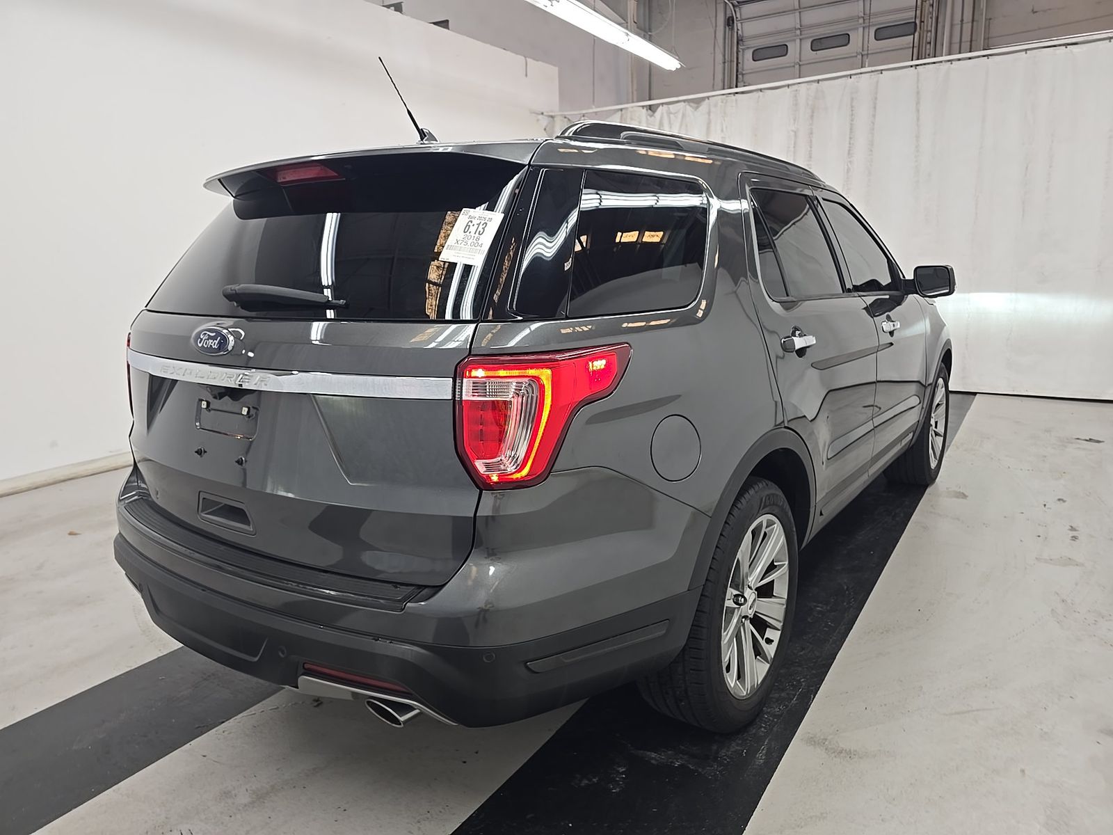 FORD EXPLORER - 5