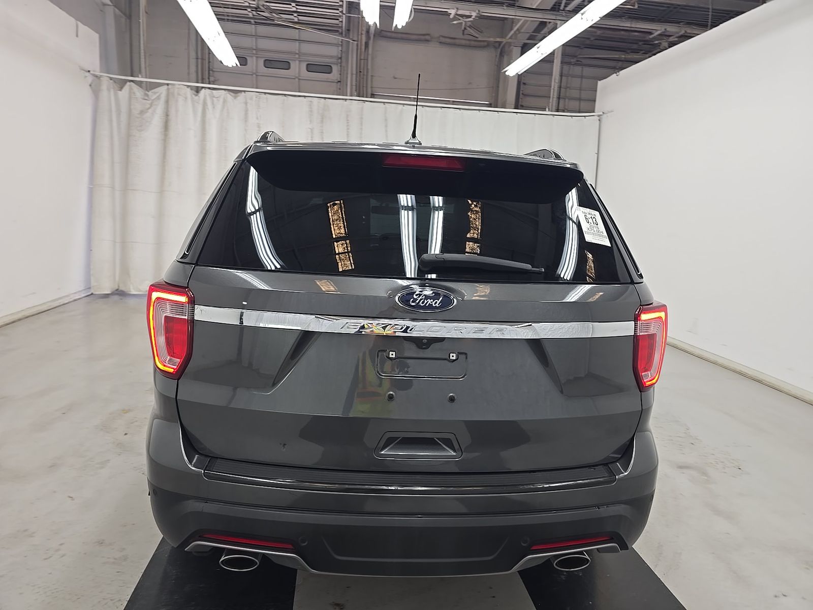 FORD EXPLORER - 6