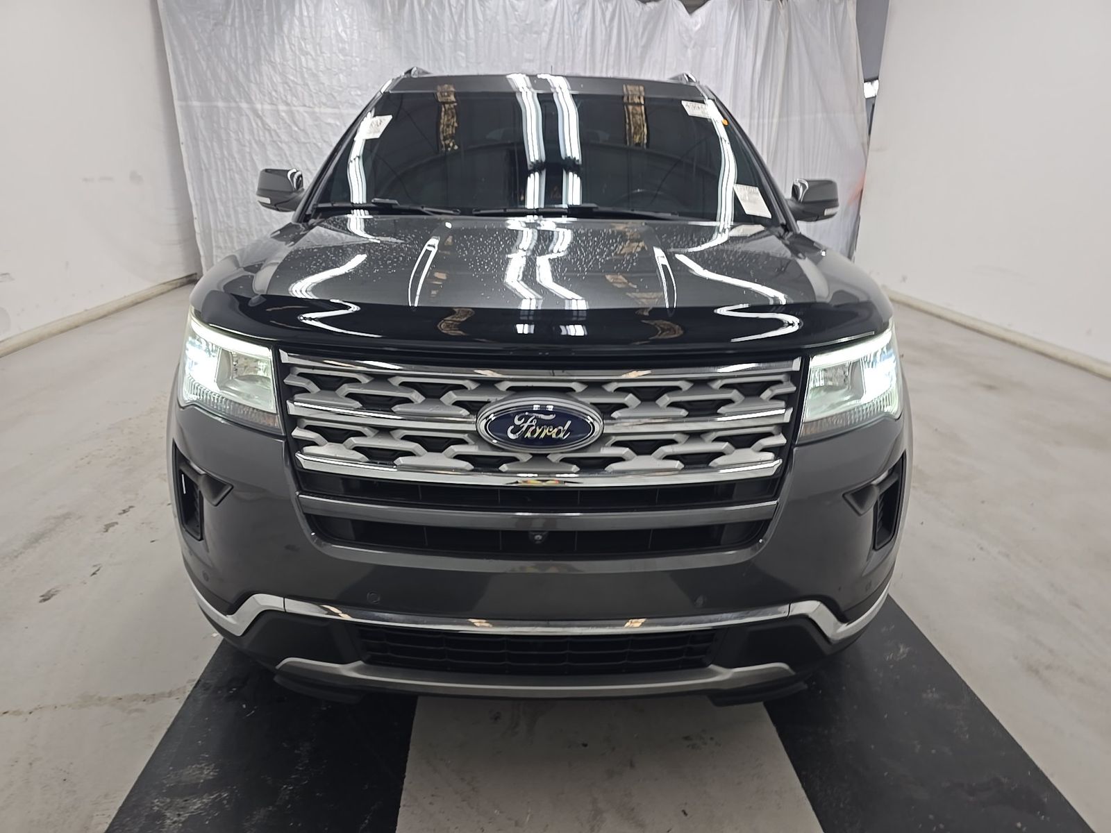FORD EXPLORER - 3