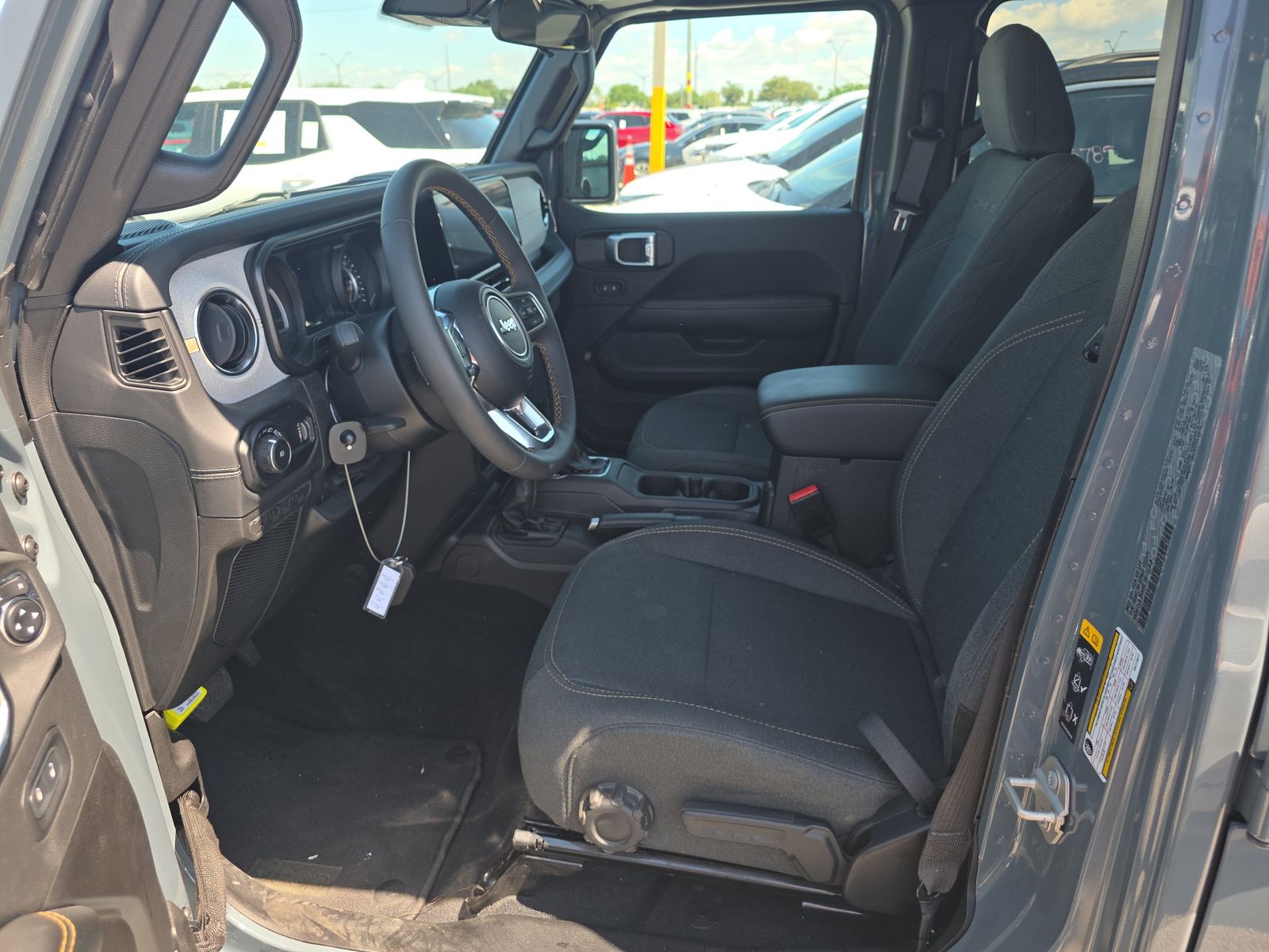 2024 Jeep Wrangler Sahara AWD