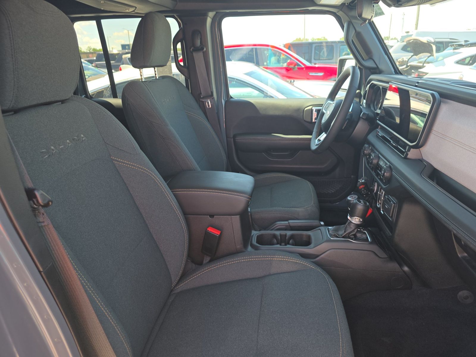 2024 Jeep Wrangler Sahara AWD