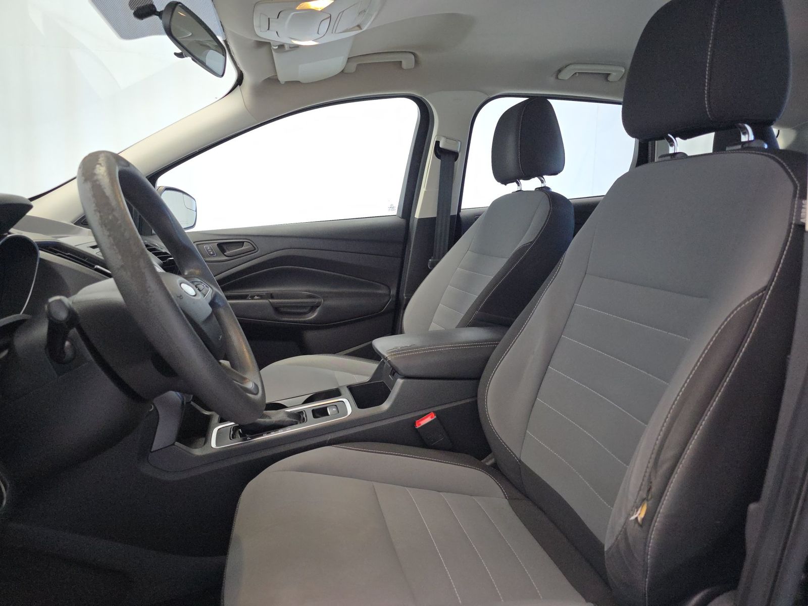FORD ESCAPE - 8