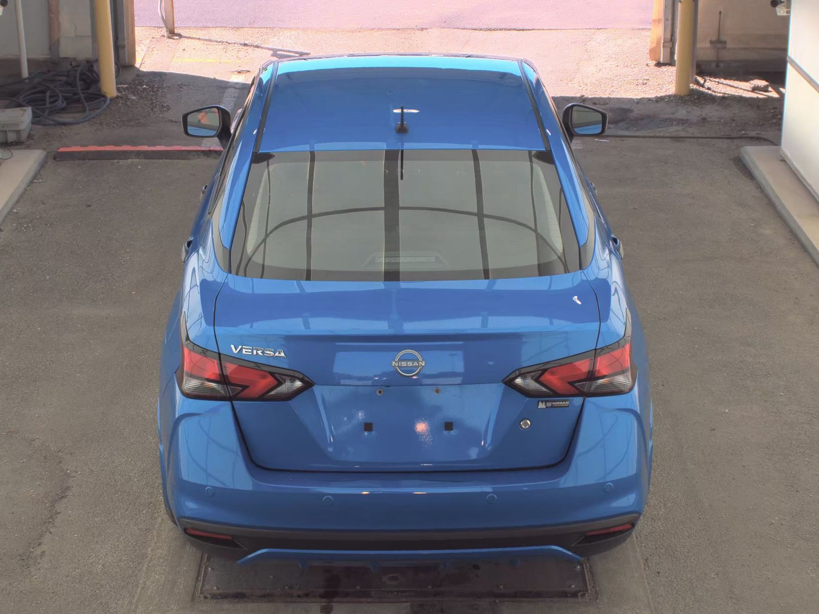 NISSAN VERSA - 7