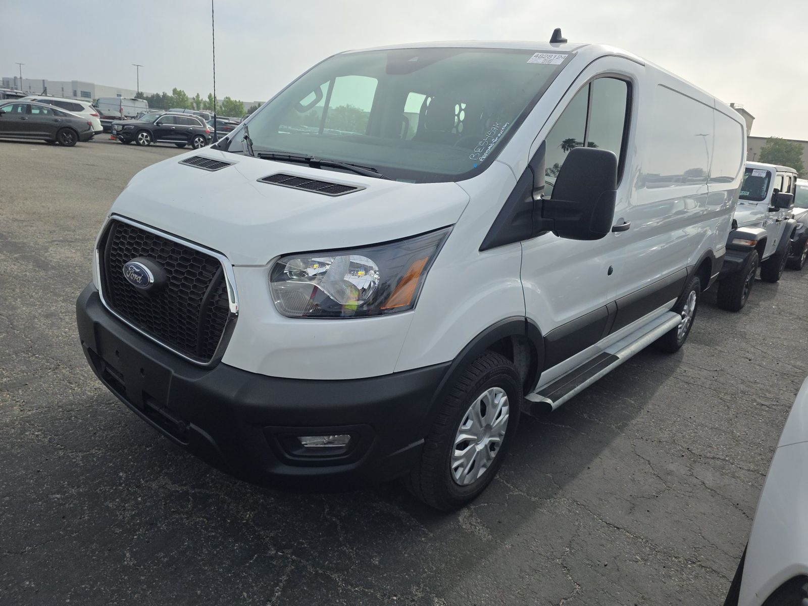 FORD TRANSIT 250 - 1