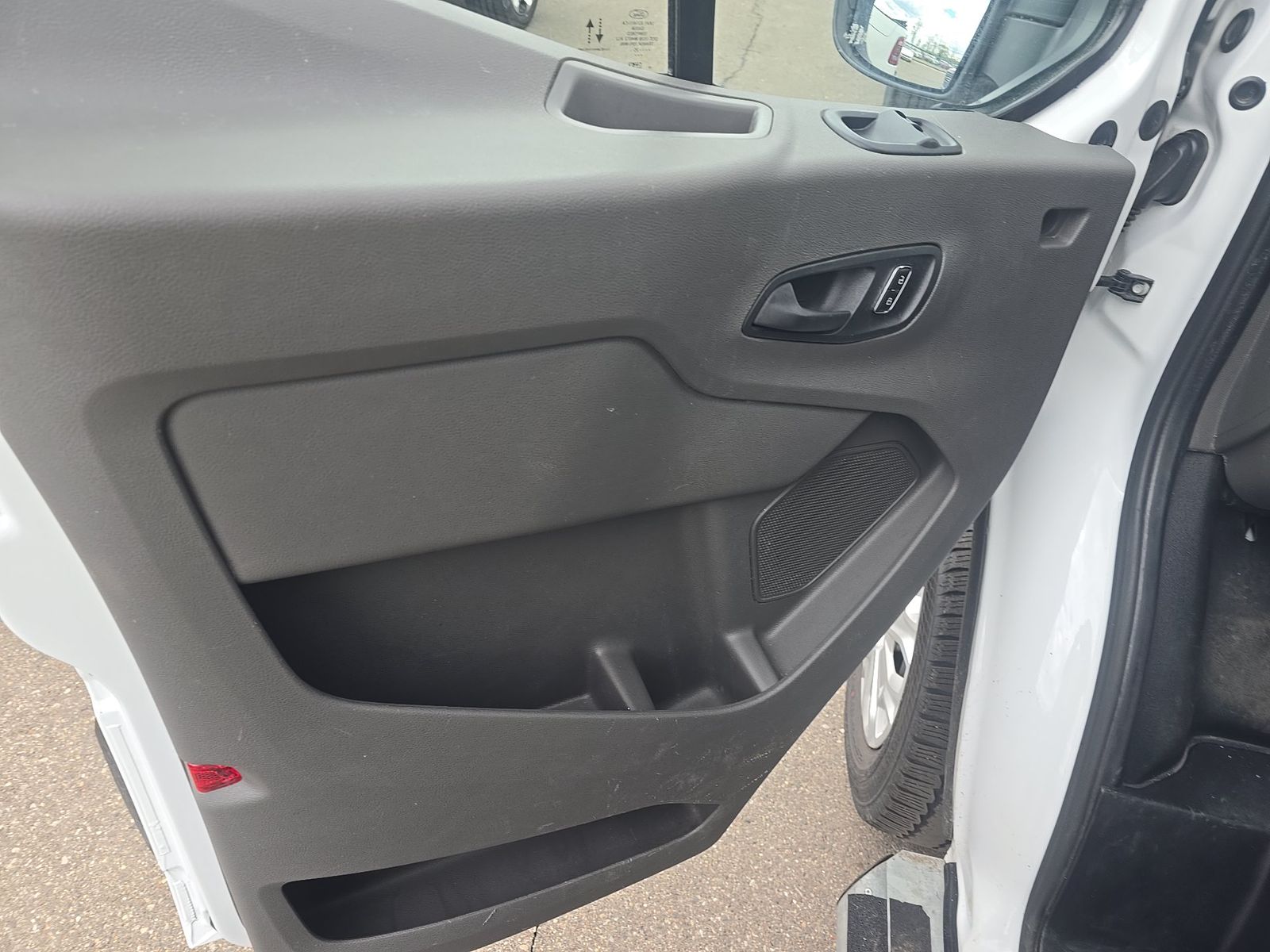 FORD TRANSIT 250 - 10