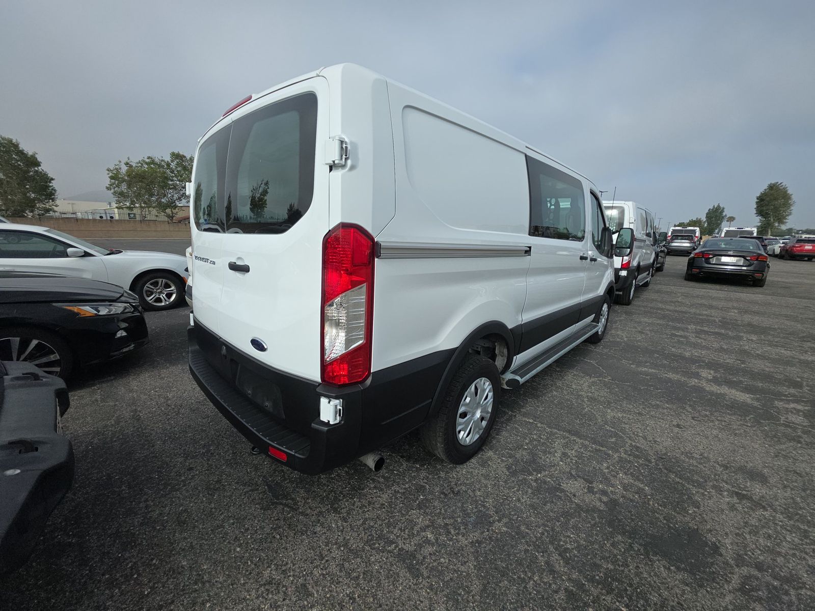 FORD TRANSIT 250 - 5