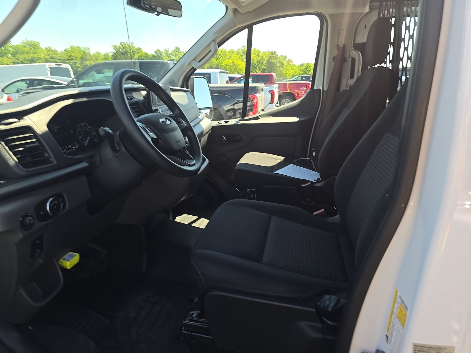FORD TRANSIT 250 - 8