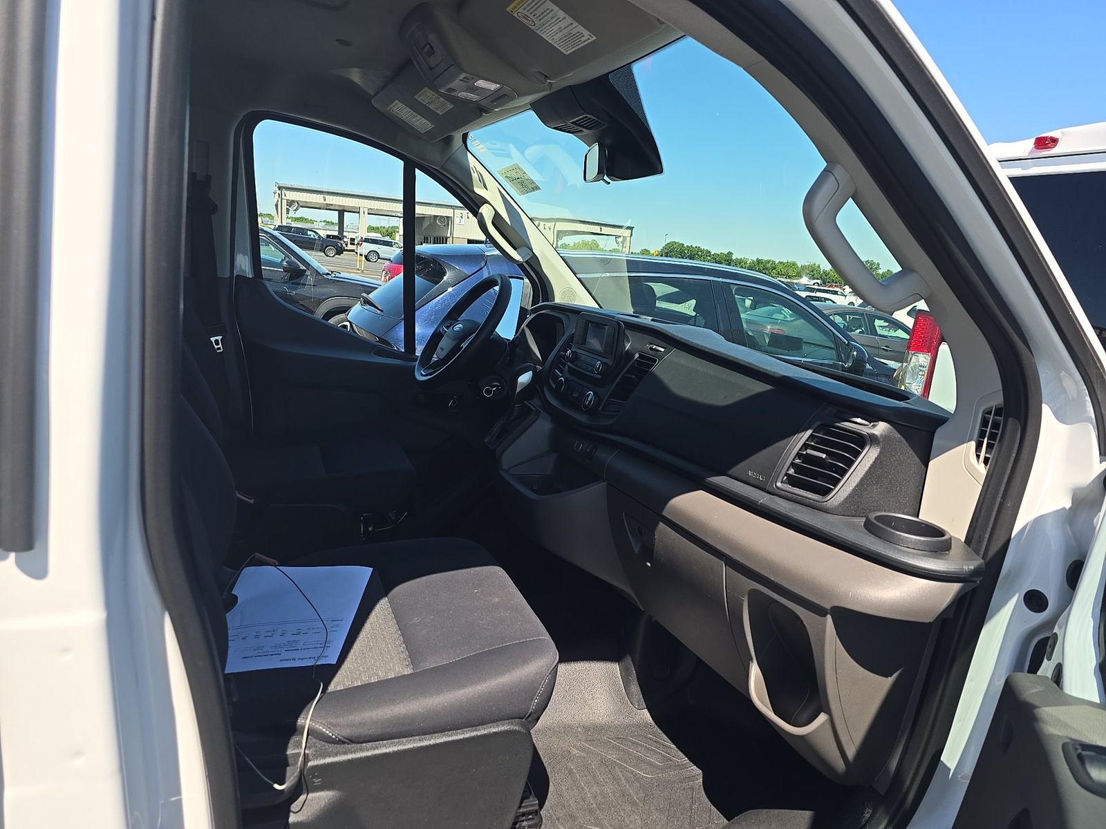 FORD TRANSIT 250 - 9