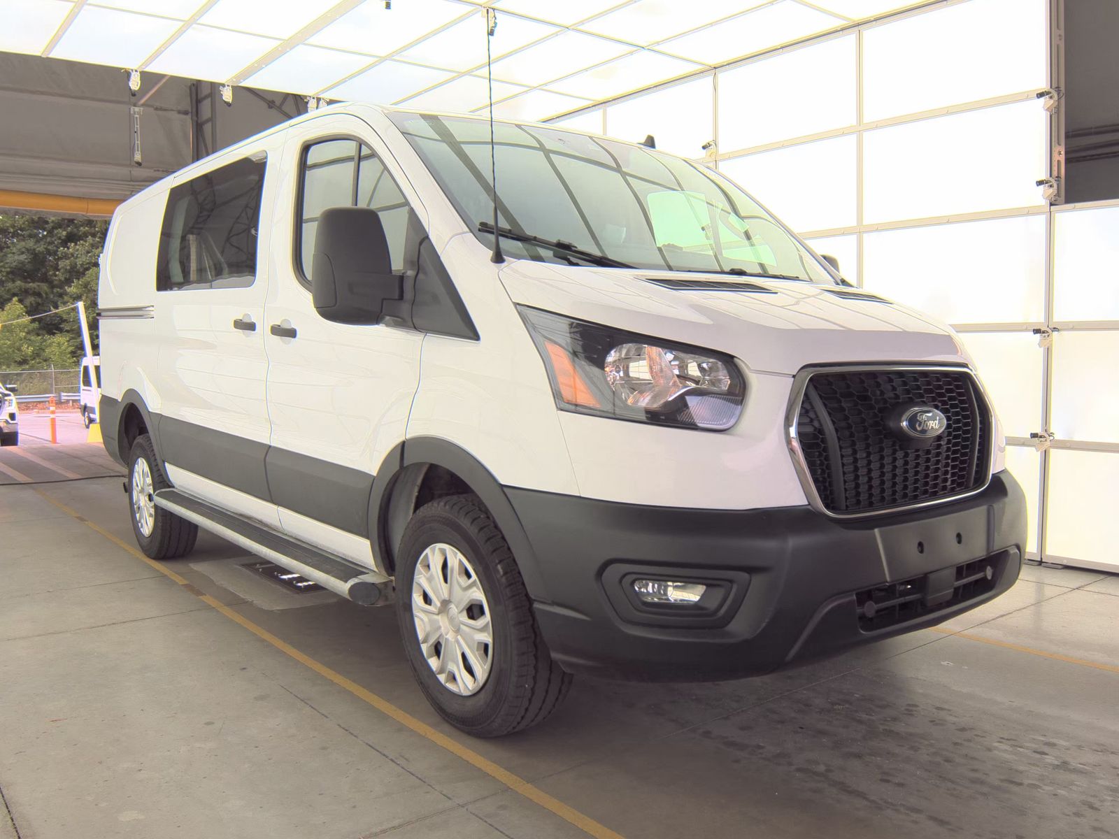 FORD TRANSIT 250 - 4