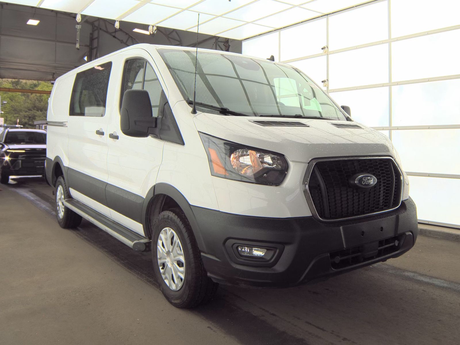 FORD TRANSIT 250 - 4