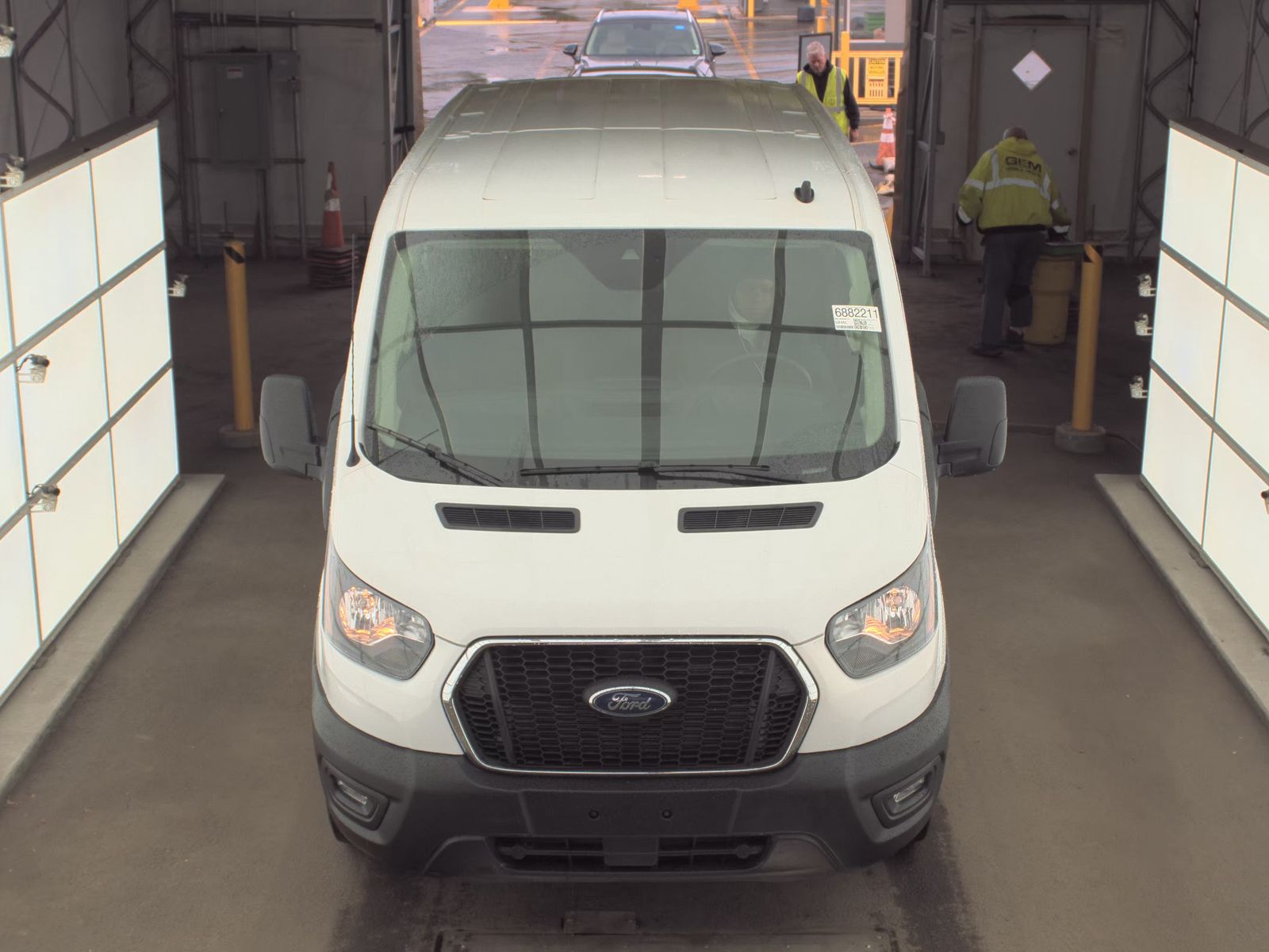 FORD TRANSIT 250 - 3