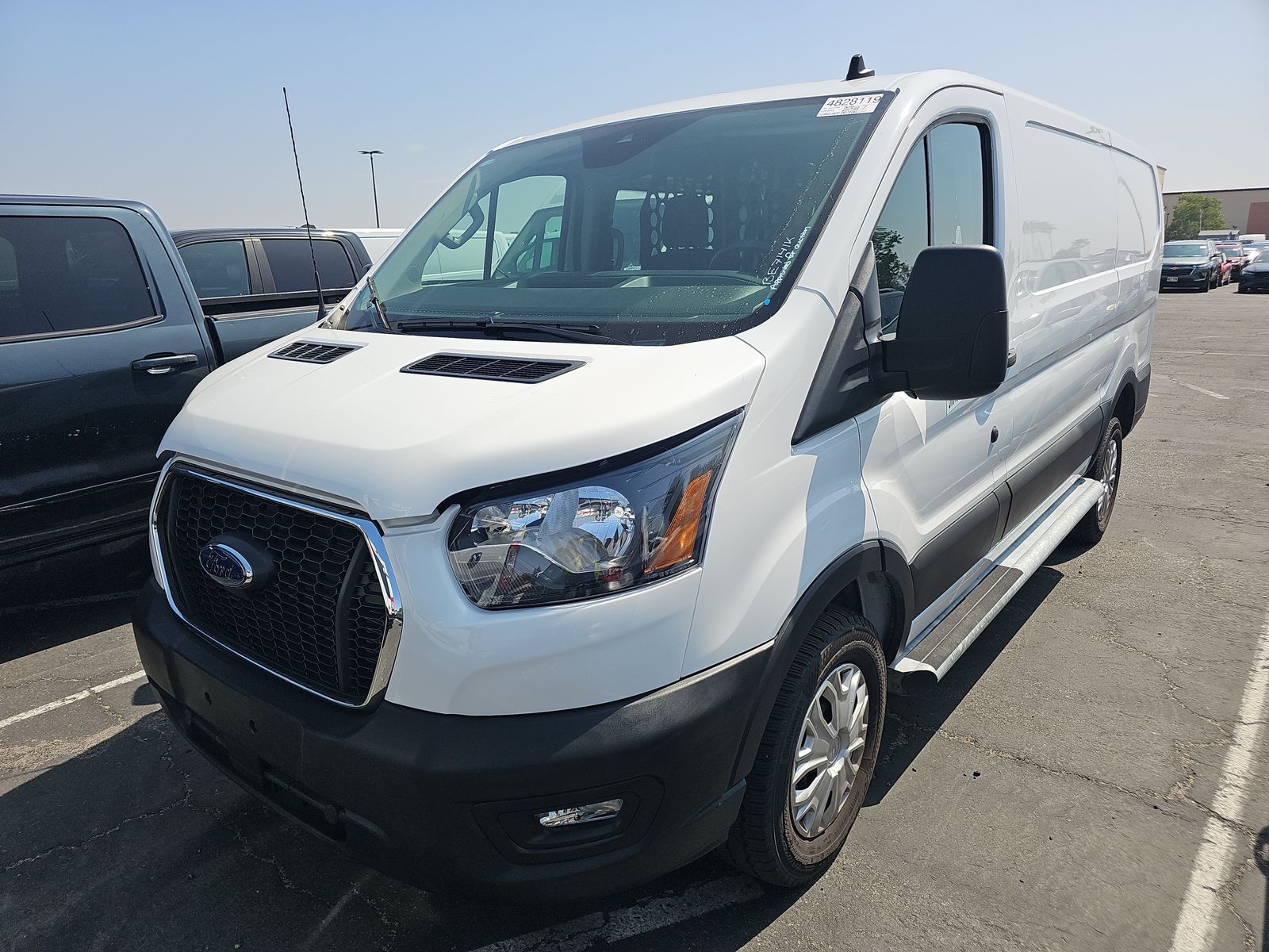 FORD TRANSIT 250 - 1