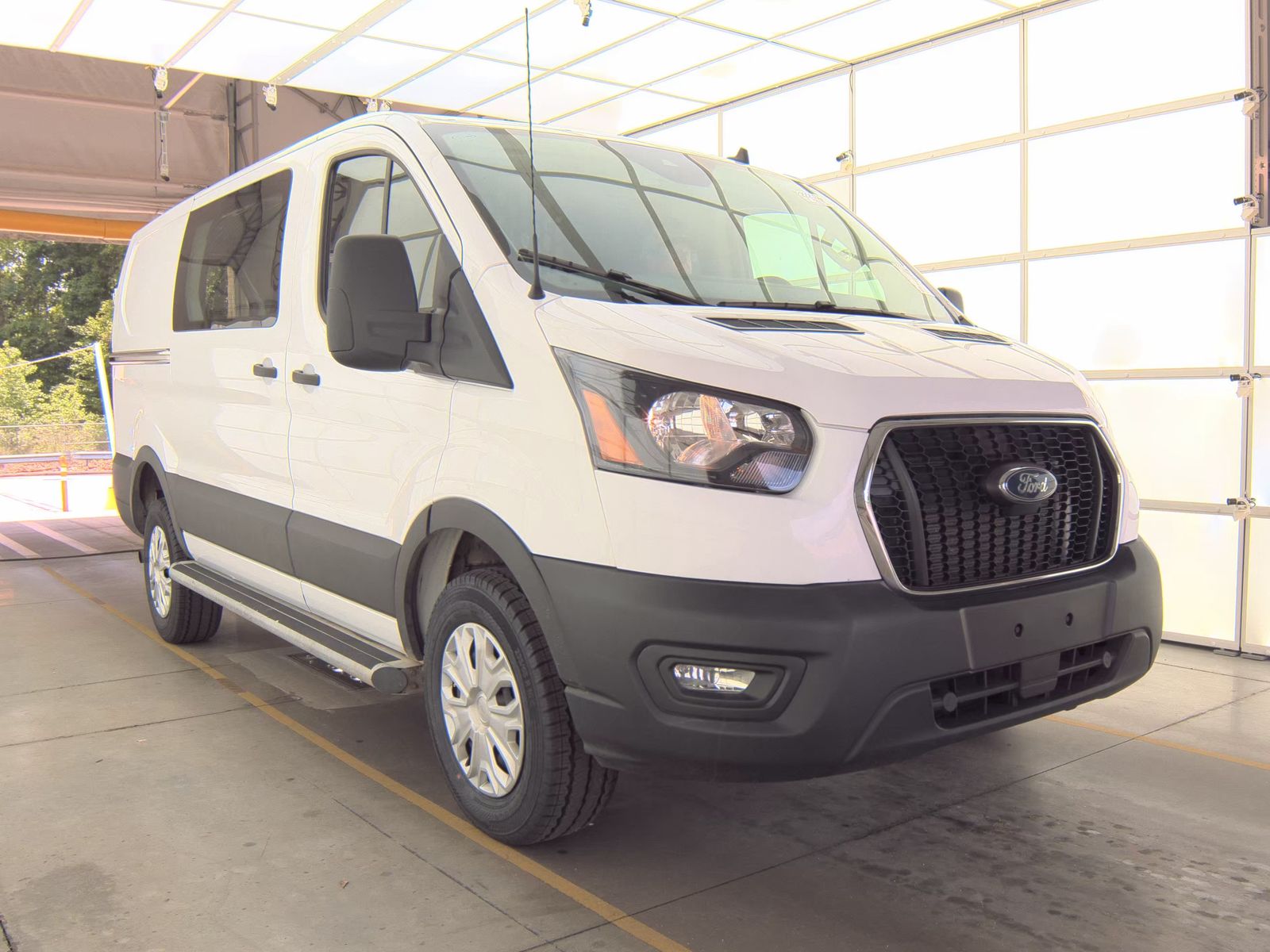 FORD TRANSIT 250 - 4