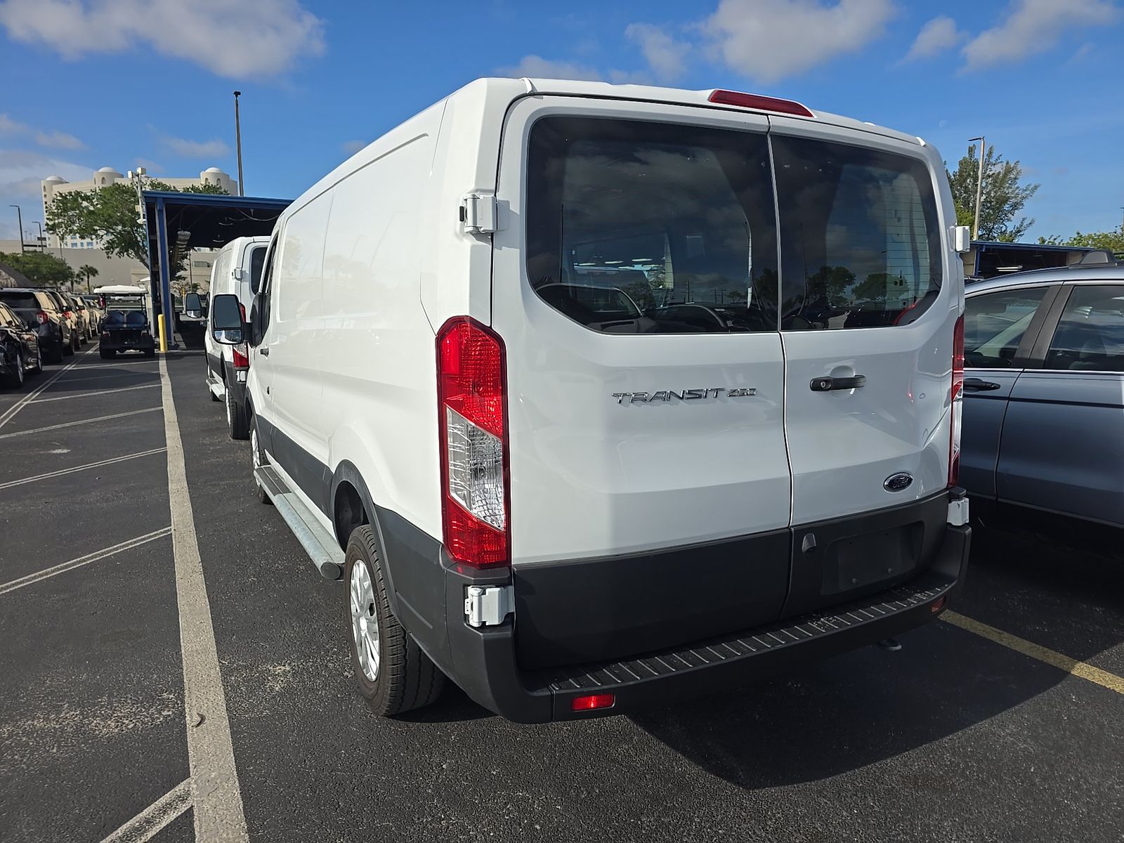 FORD TRANSIT 250 - 7