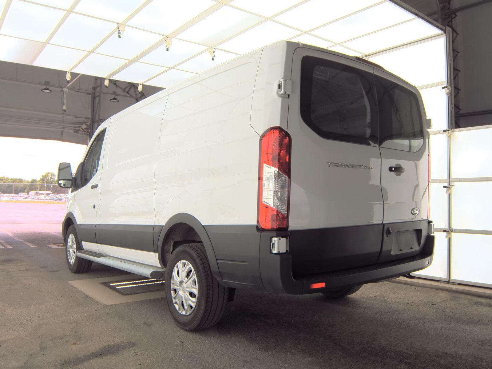 FORD TRANSIT 250 - 7