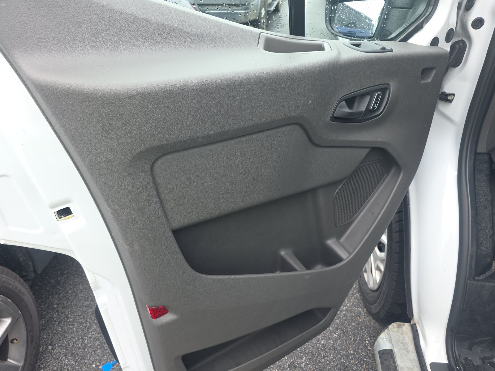 FORD TRANSIT 250 - 10