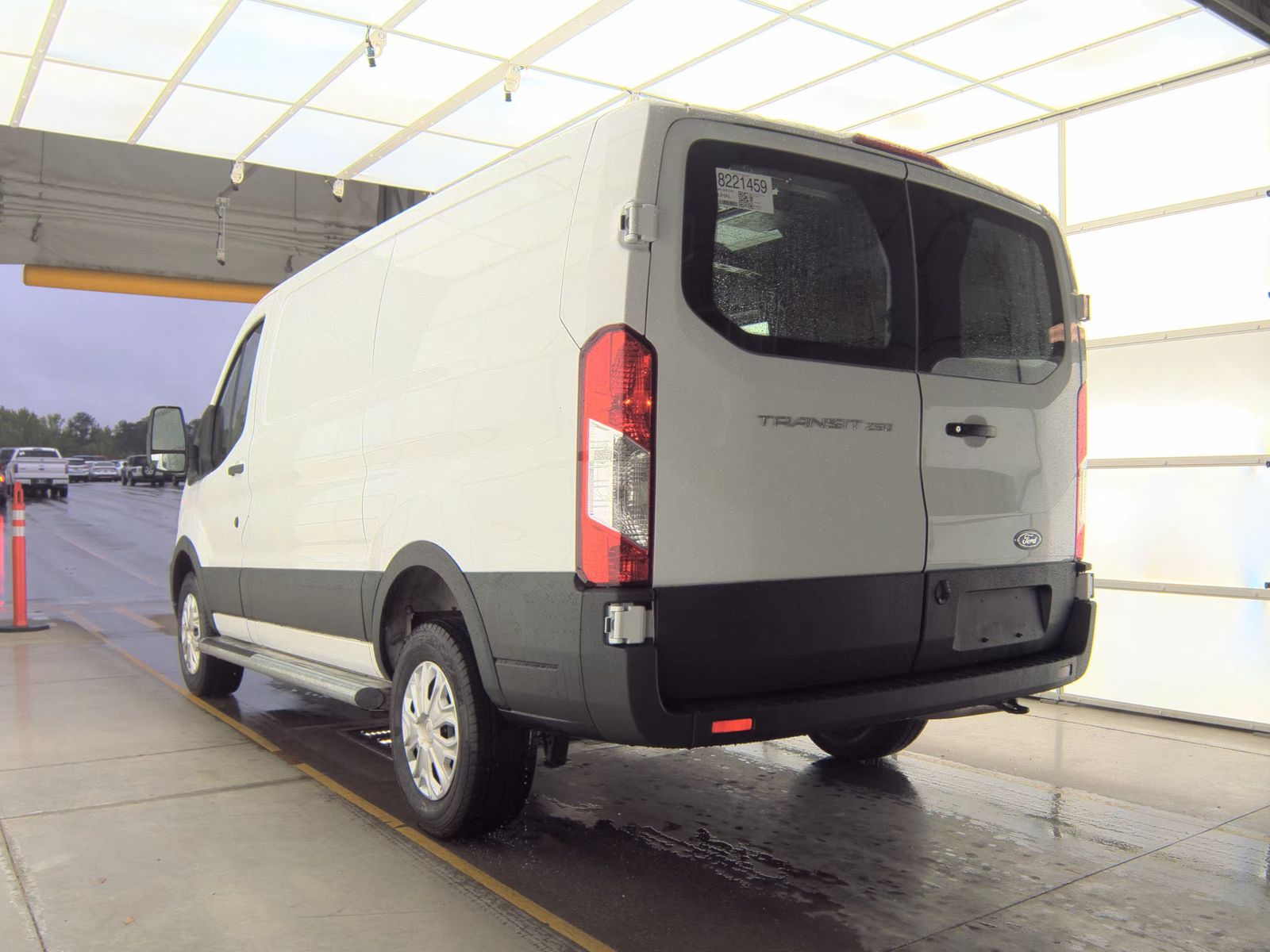FORD TRANSIT 250 - 7