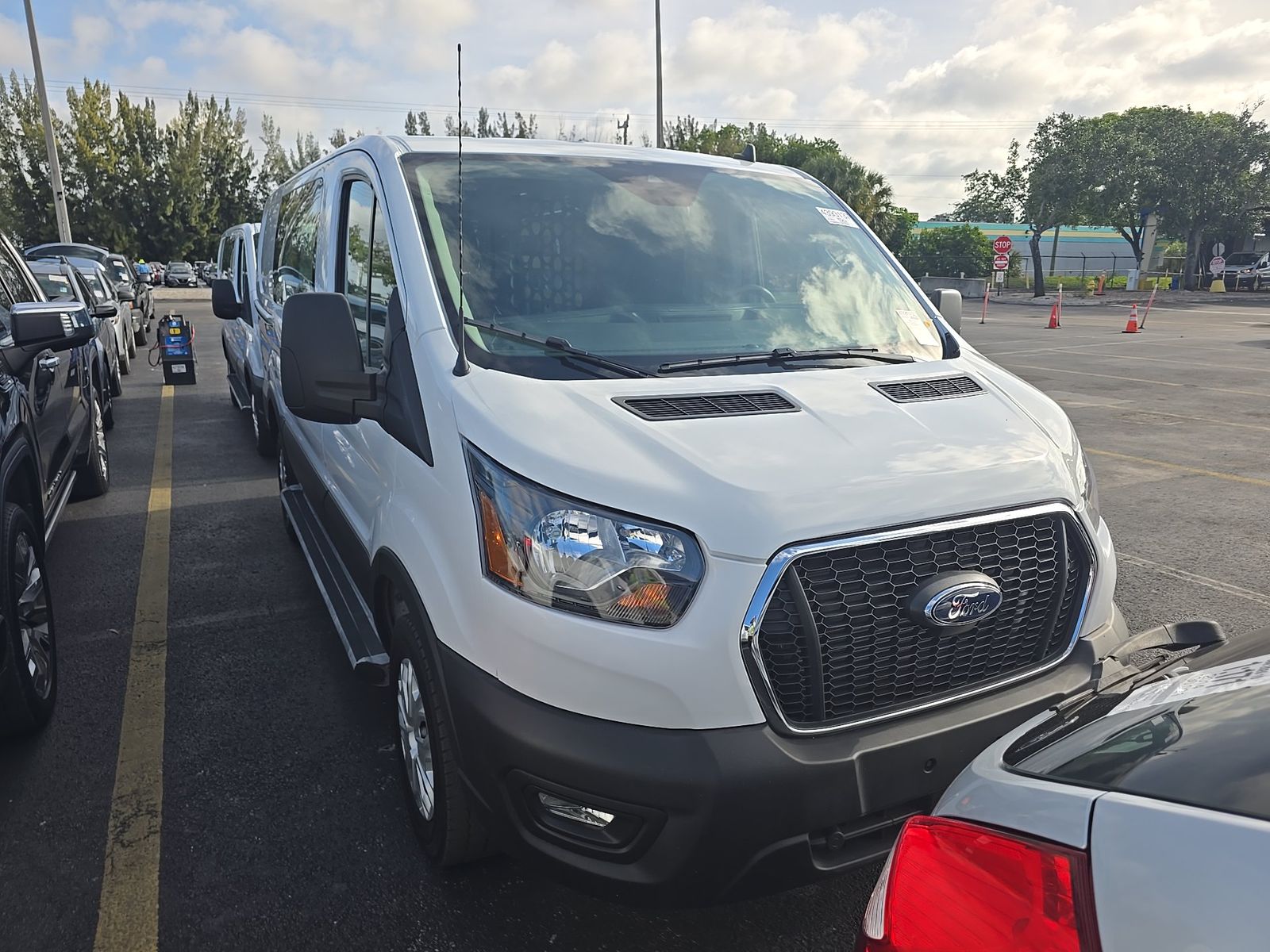 FORD TRANSIT 250 - 4