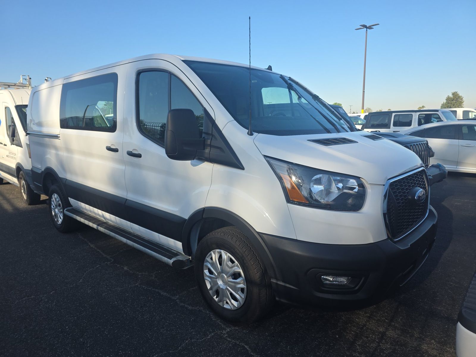 FORD TRANSIT 250 - 4
