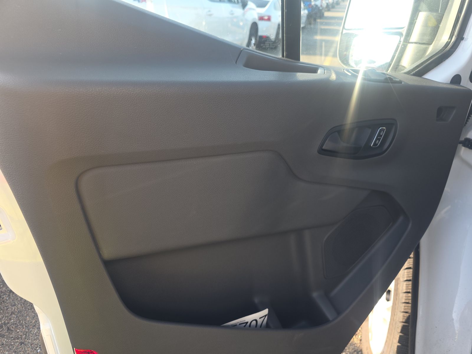 FORD TRANSIT 250 - 10