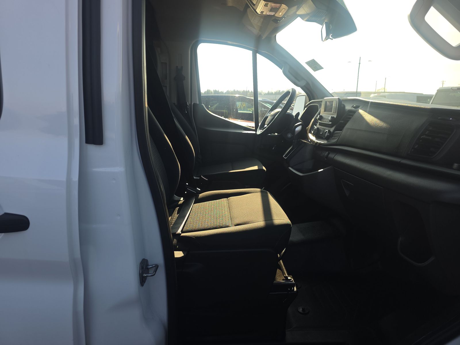 FORD TRANSIT 250 - 9