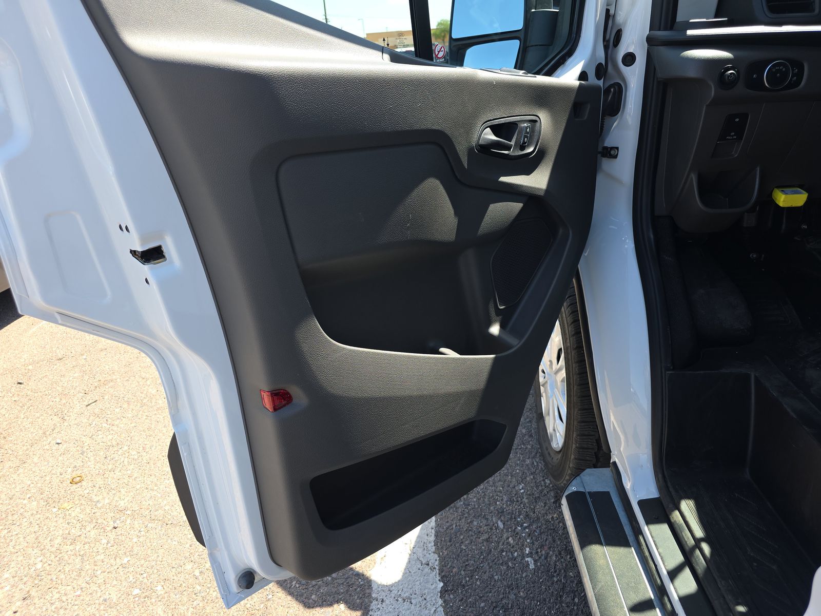 FORD TRANSIT 250 - 10