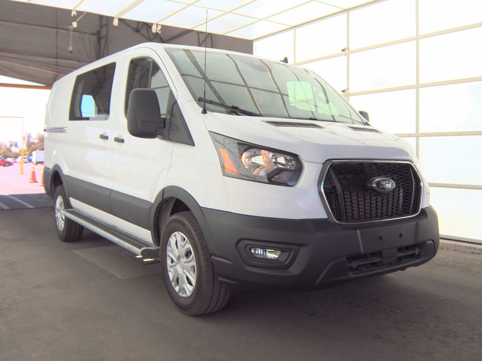 FORD TRANSIT 250 - 4