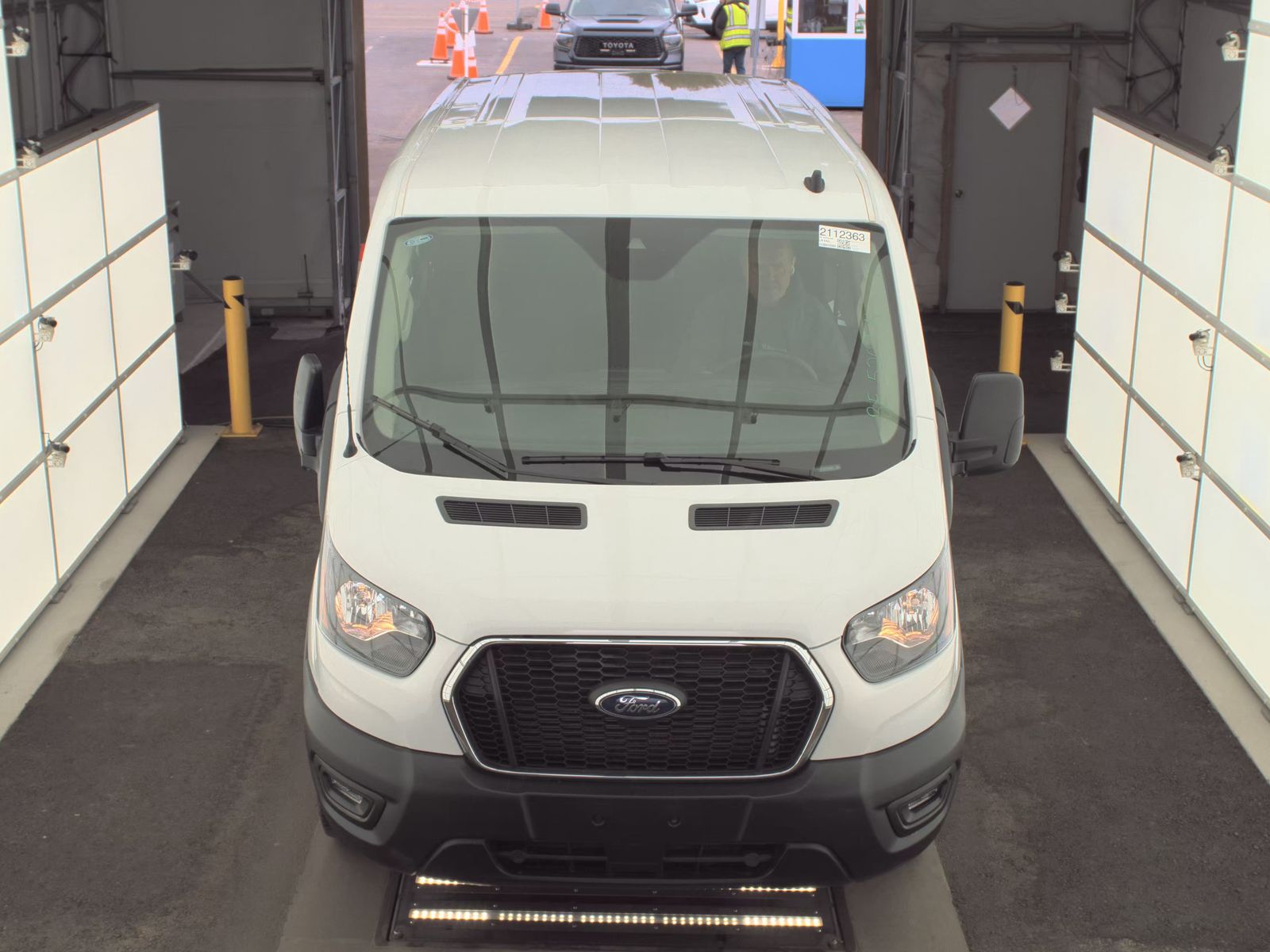 FORD TRANSIT 250 - 3