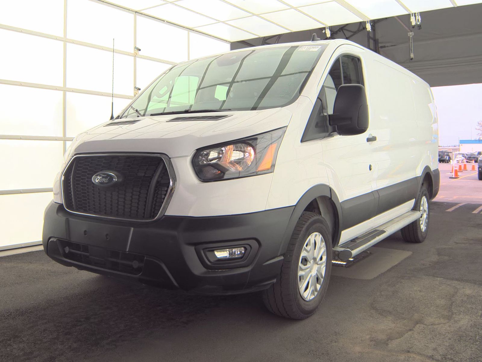 FORD TRANSIT 250 - 1