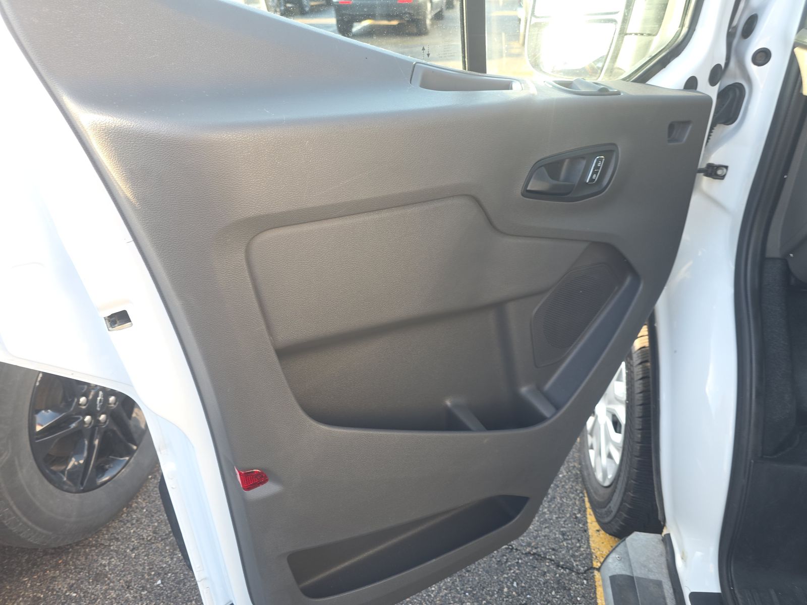 FORD TRANSIT 250 - 10