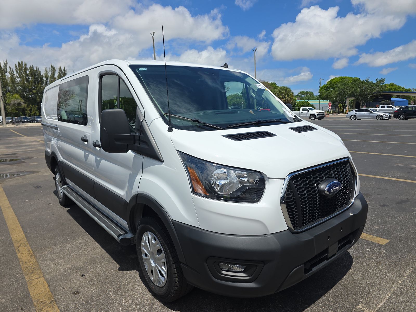 FORD TRANSIT 250 - 4