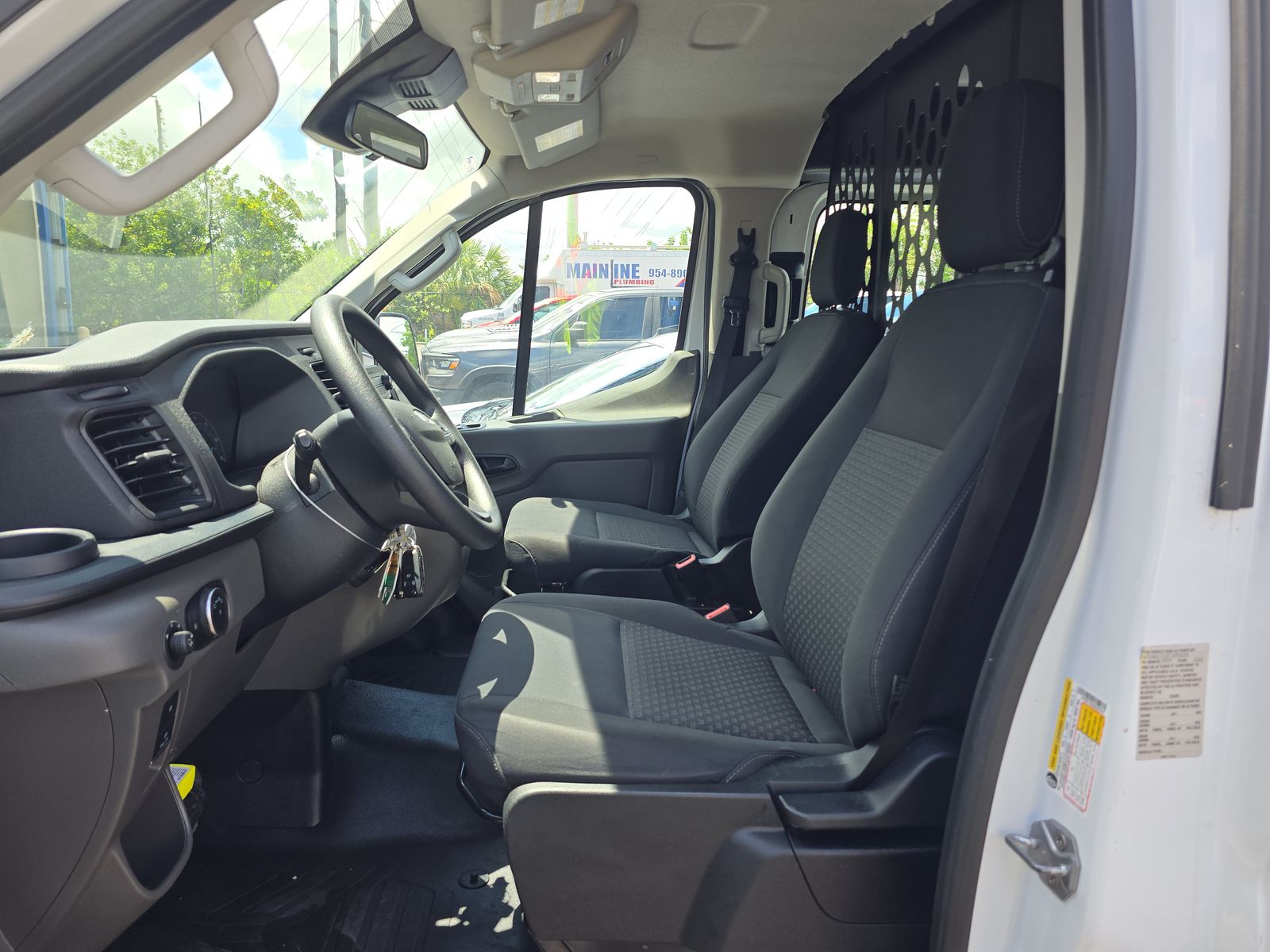 FORD TRANSIT 250 - 8