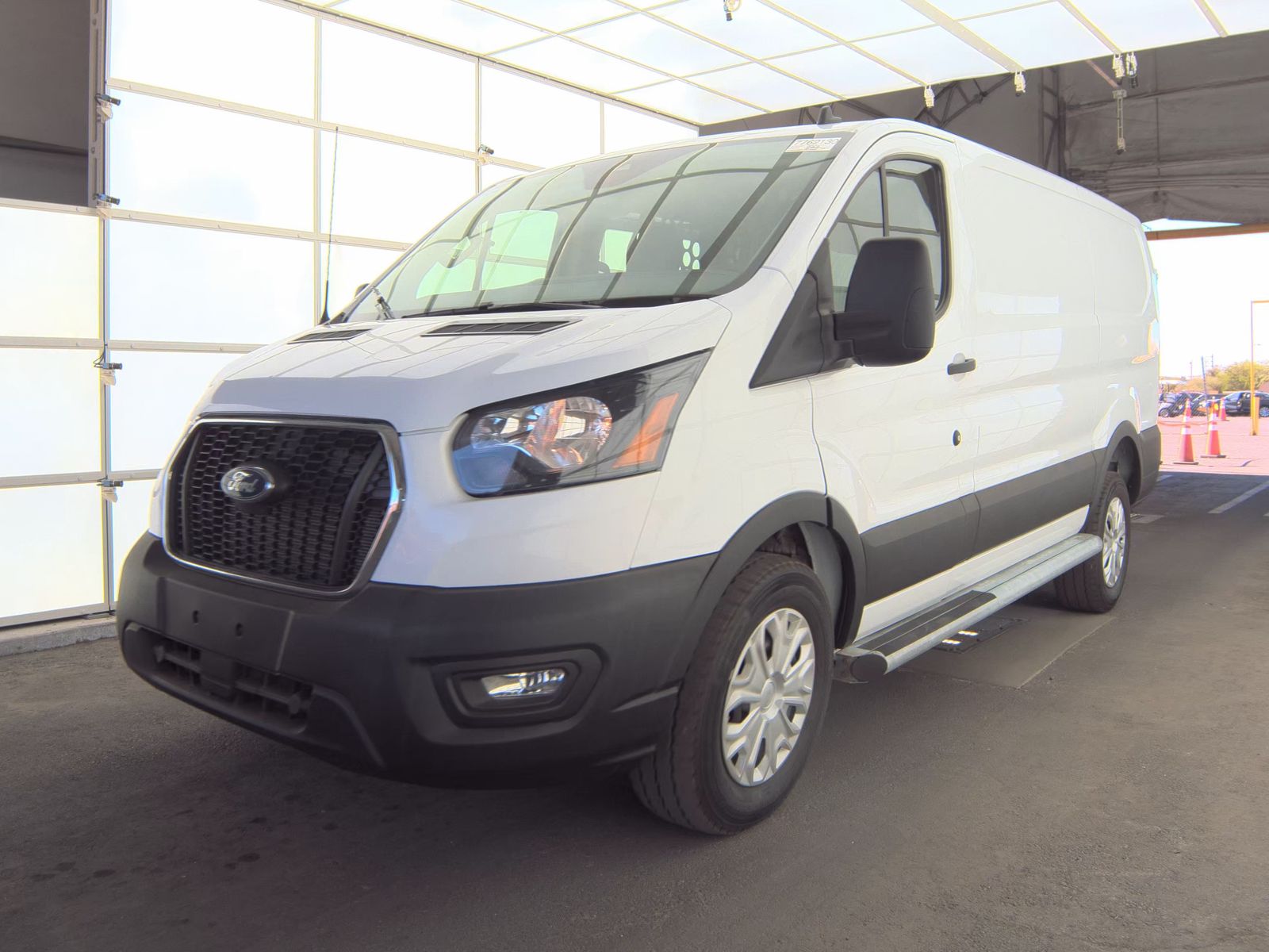 FORD TRANSIT 250 - 1