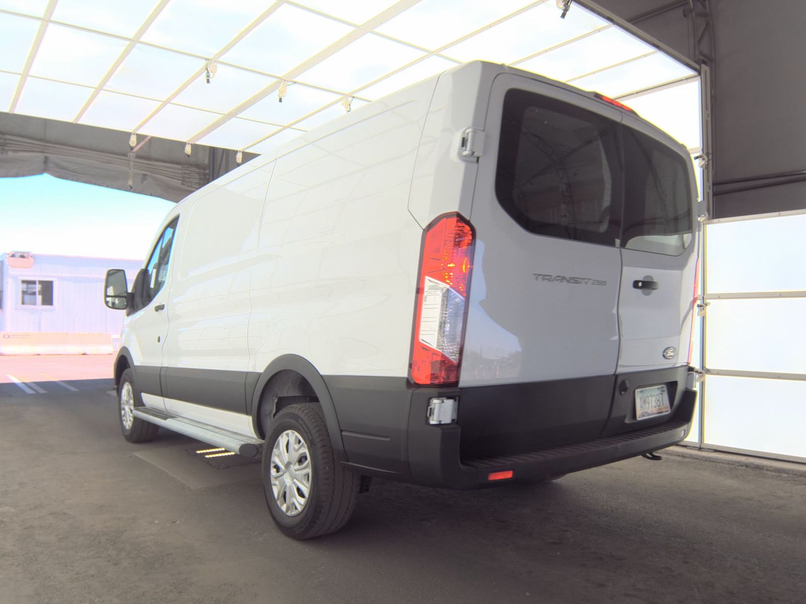 FORD TRANSIT 250 - 7