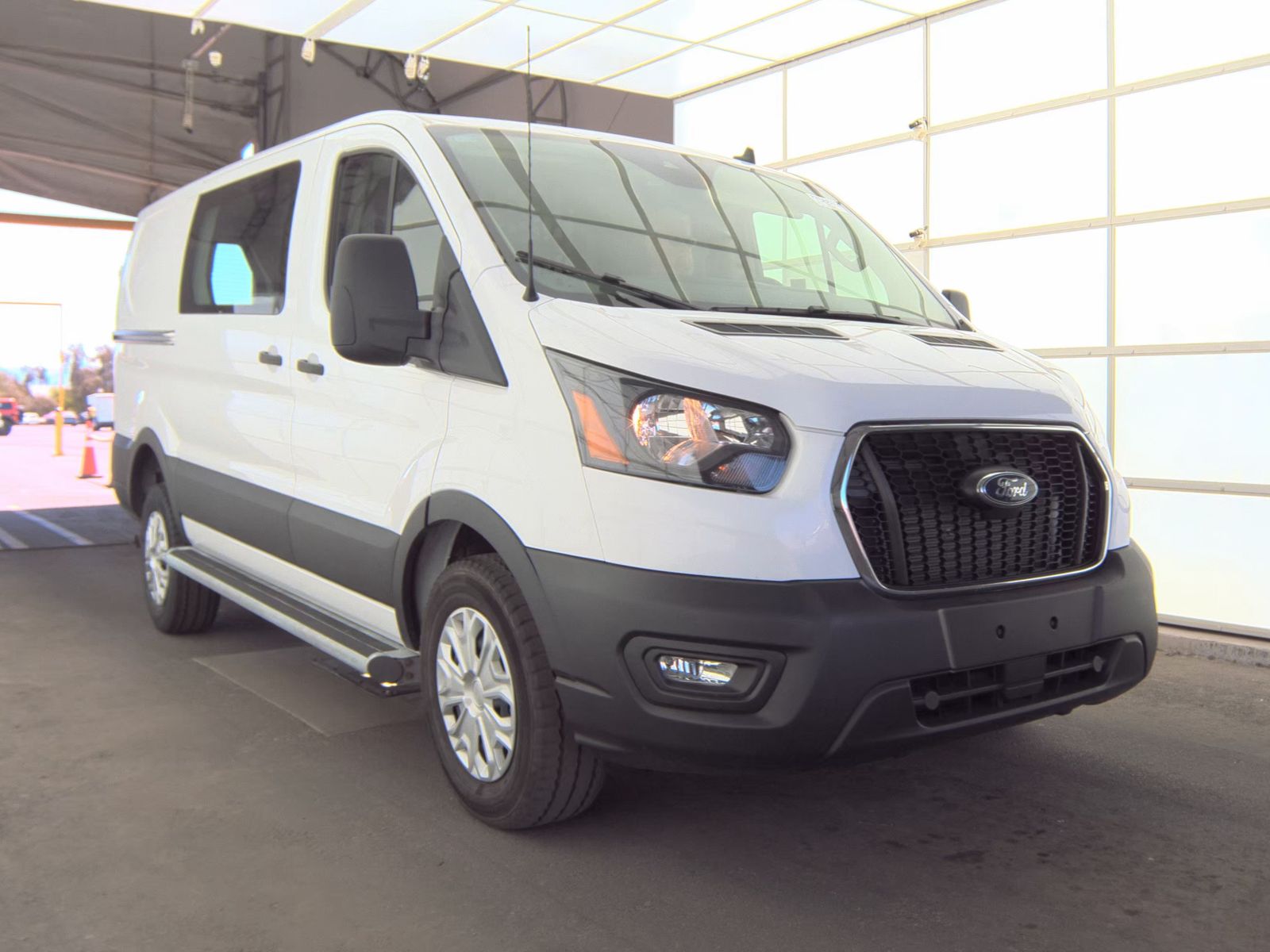 FORD TRANSIT 250 - 4
