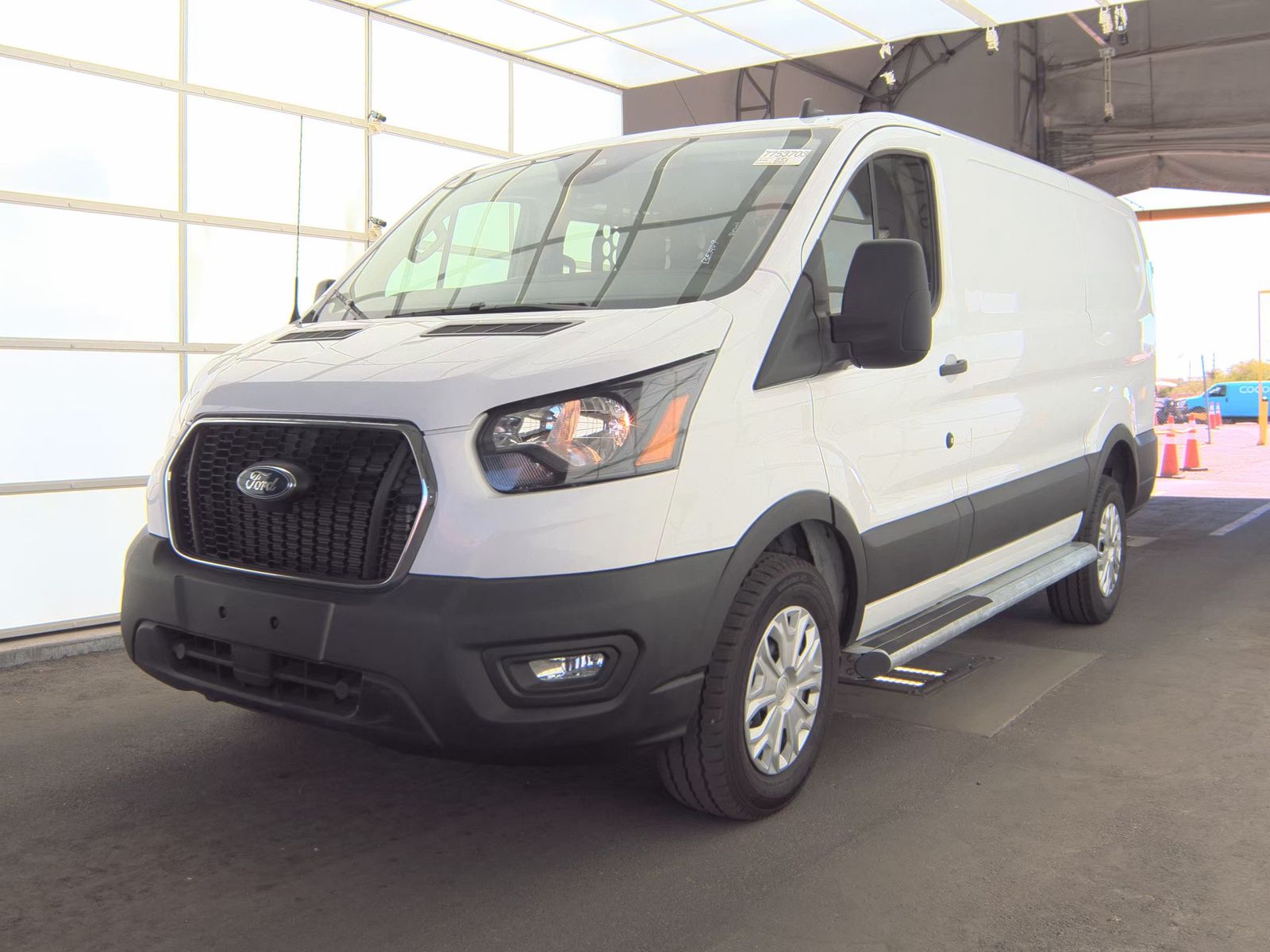 FORD TRANSIT 250 - 1
