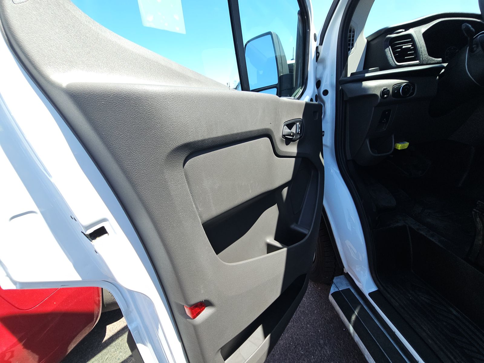 FORD TRANSIT 250 - 10
