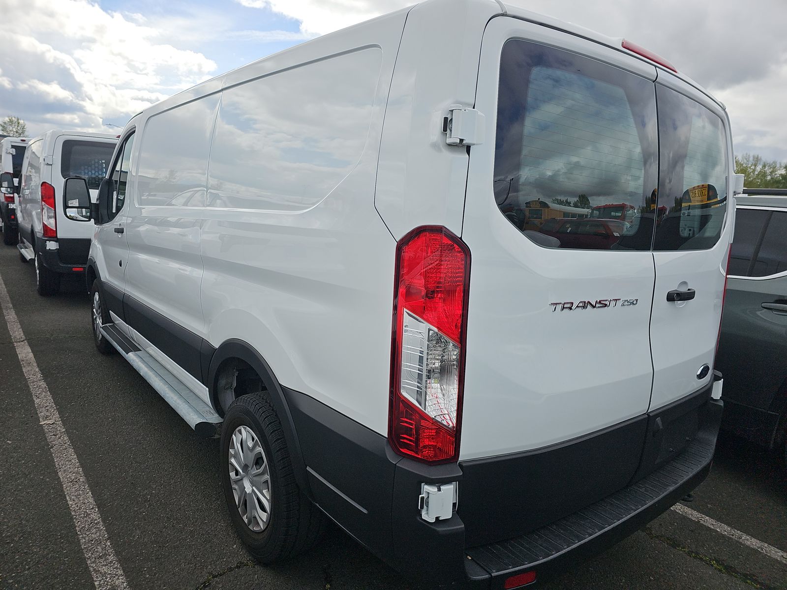FORD TRANSIT 250 - 7