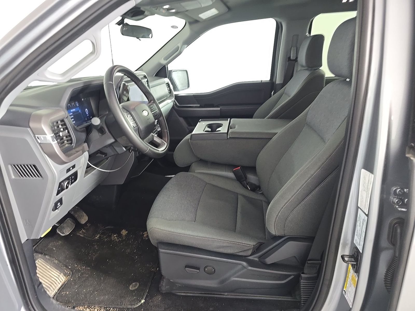 FORD F-150 - 8
