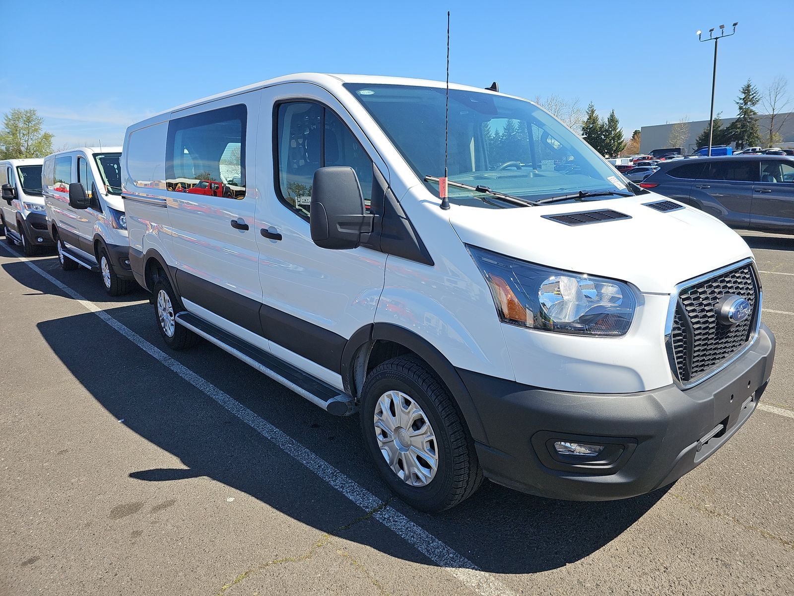 FORD TRANSIT 250 - 4