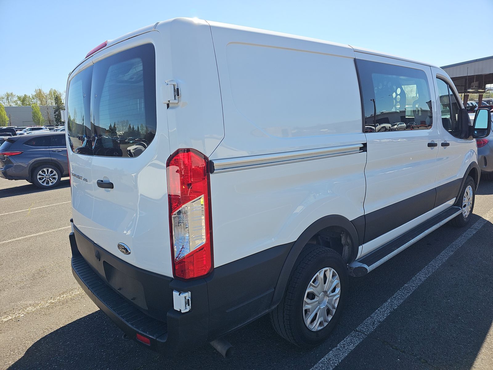 FORD TRANSIT 250 - 5