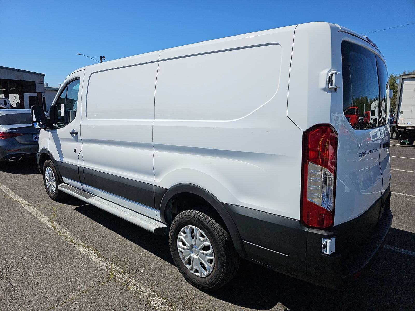 FORD TRANSIT 250 - 7